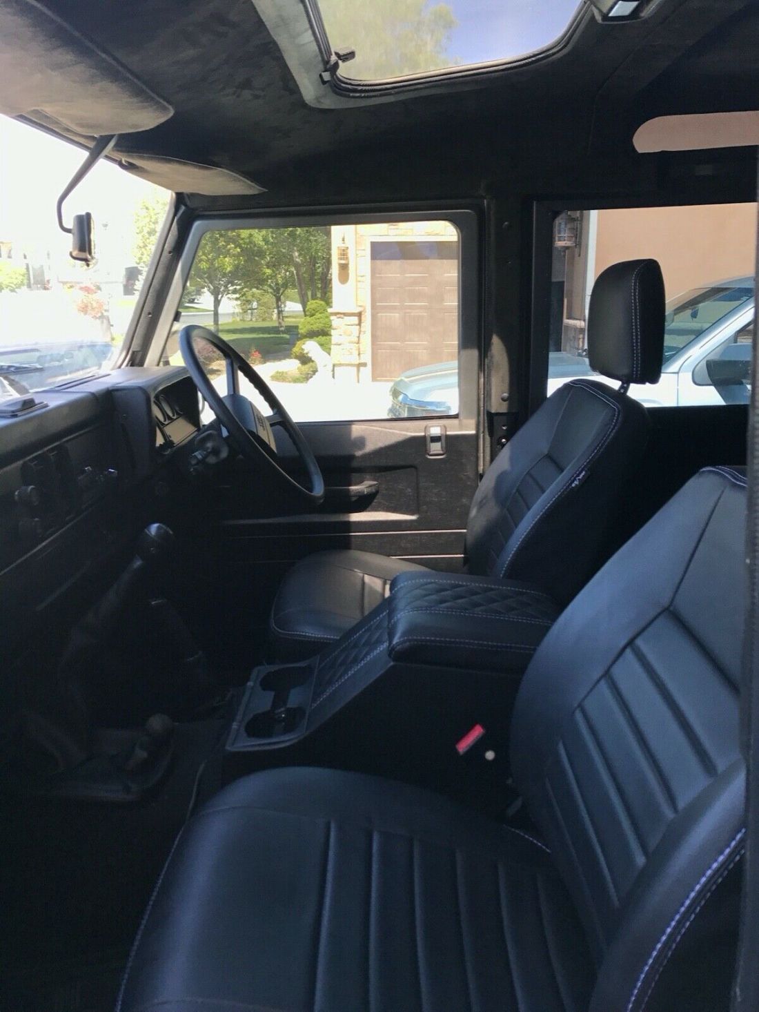 1901 Land Rover Defender - photo 5
