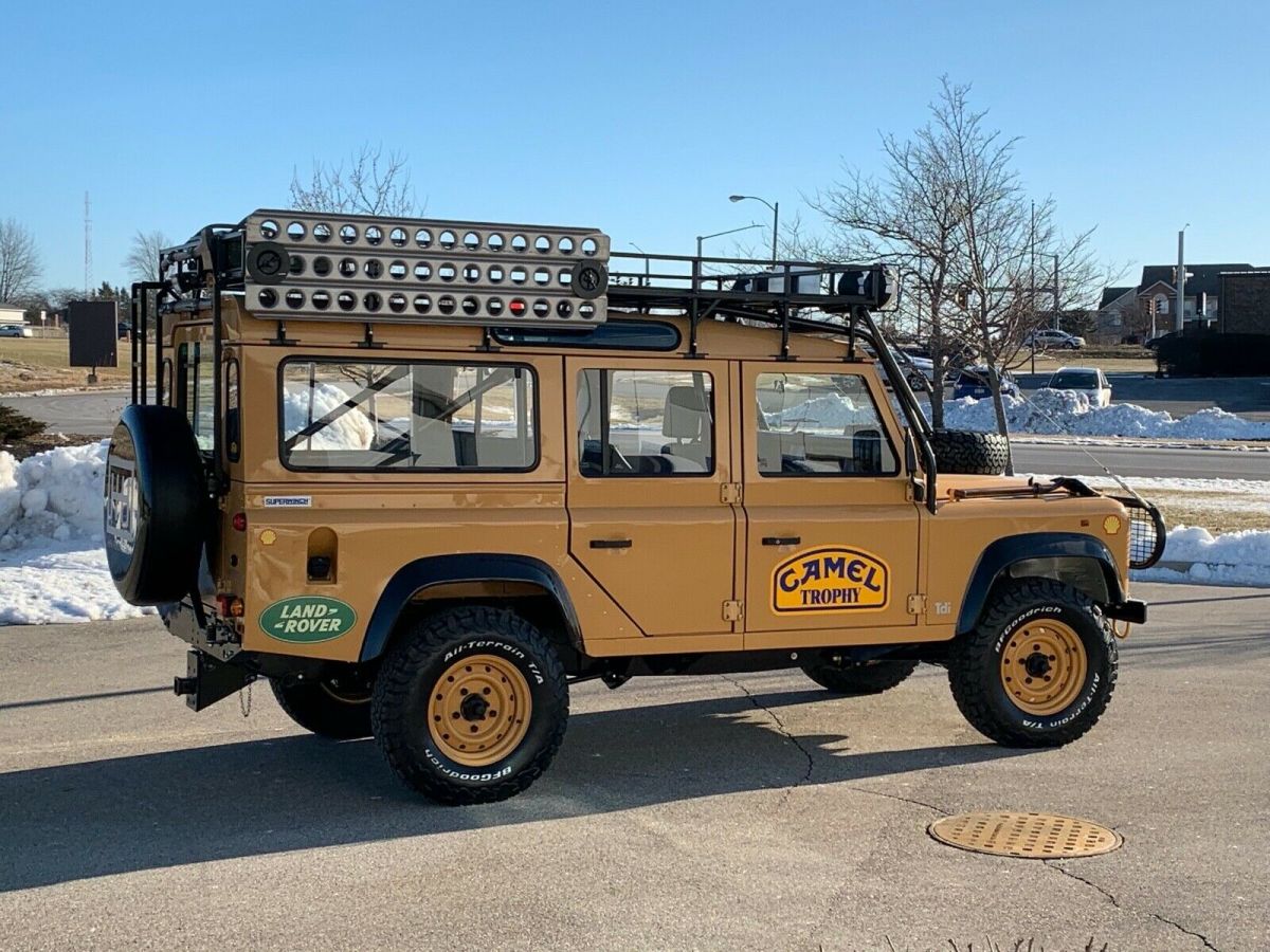 1990 Land Rover Defender Camel - photo 2