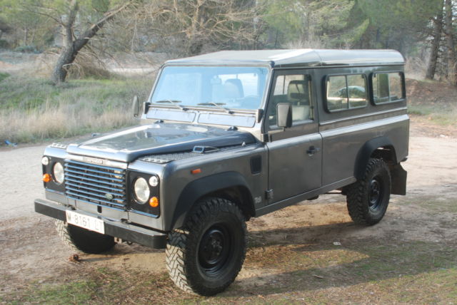 1990 Land Rover Defender 110 LHD 200 TDI 1980 Land Rover Defender 3 Door Station Wagon
