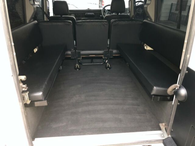 1990 Land Rover Defender County - photo 9