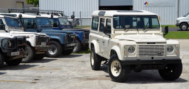 1990 Land Rover Defender County Station Wagon - photo 3
