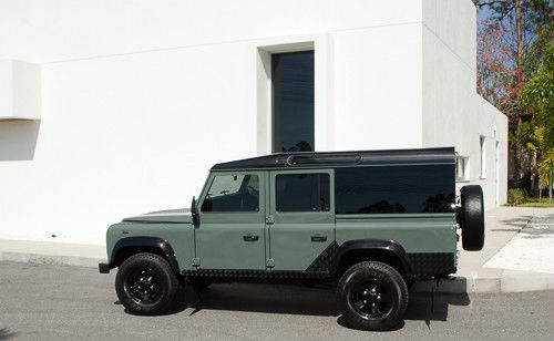 1990 Land Rover Defender 110 County v8 - photo 5