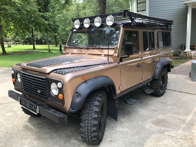 1990 Land Rover Defender 110 V8 Petrol Manual 5spd Convertible LHD Air Condition 1990 Land Rover Defender