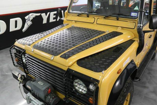 1990 Land Rover Defender -- - photo 6