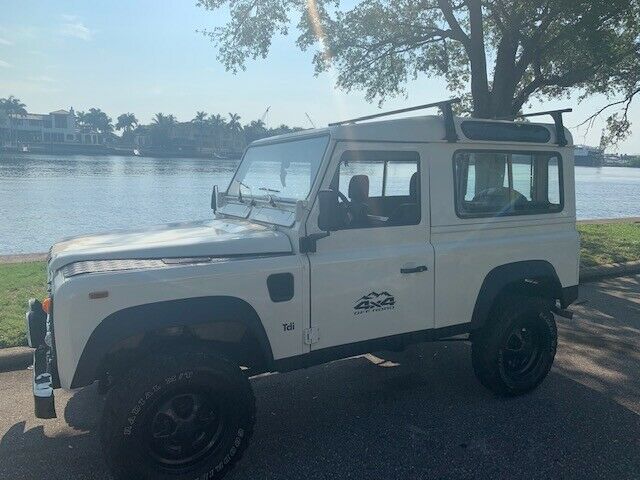 1990 Land Rover Defender 90 - photo 11