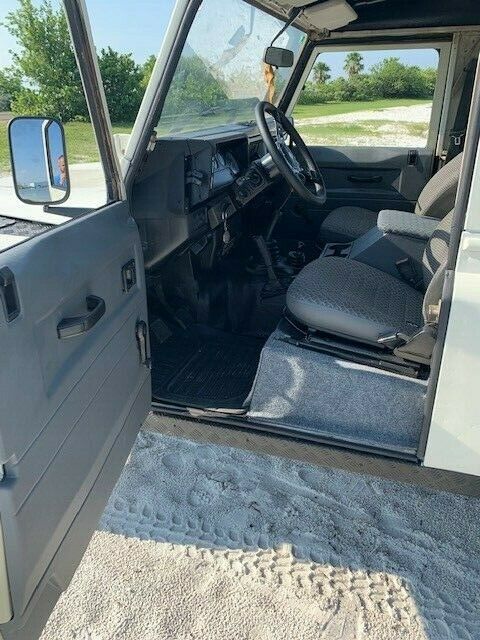 1990 Land Rover Defender 90 - photo 7