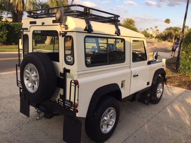 1990 Land Rover Defender - photo 2