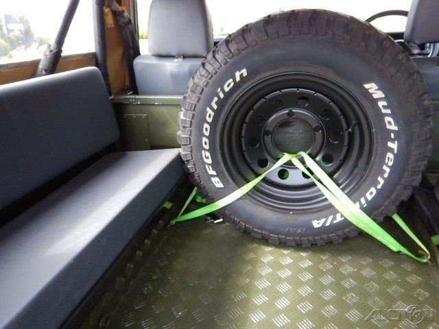 1990 Land Rover Defender - photo 4