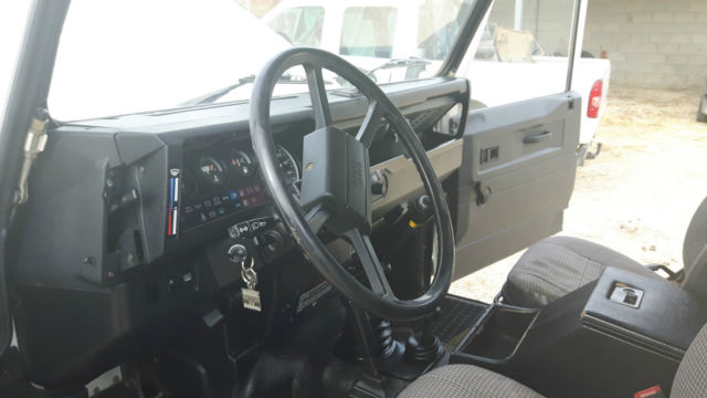 1990 Land Rover Defender Defender 90 TDI - photo 8