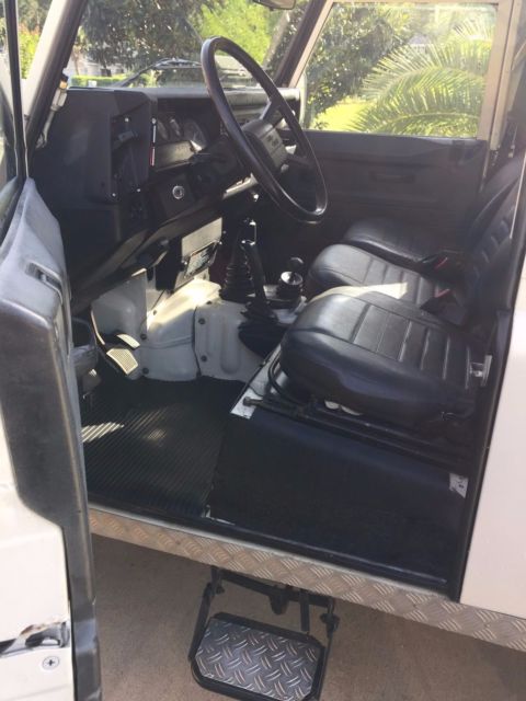 1990 Land Rover Defender 90 - photo 13
