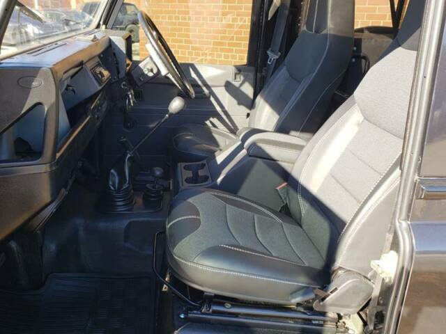 1990 Land Rover Defender - photo 12