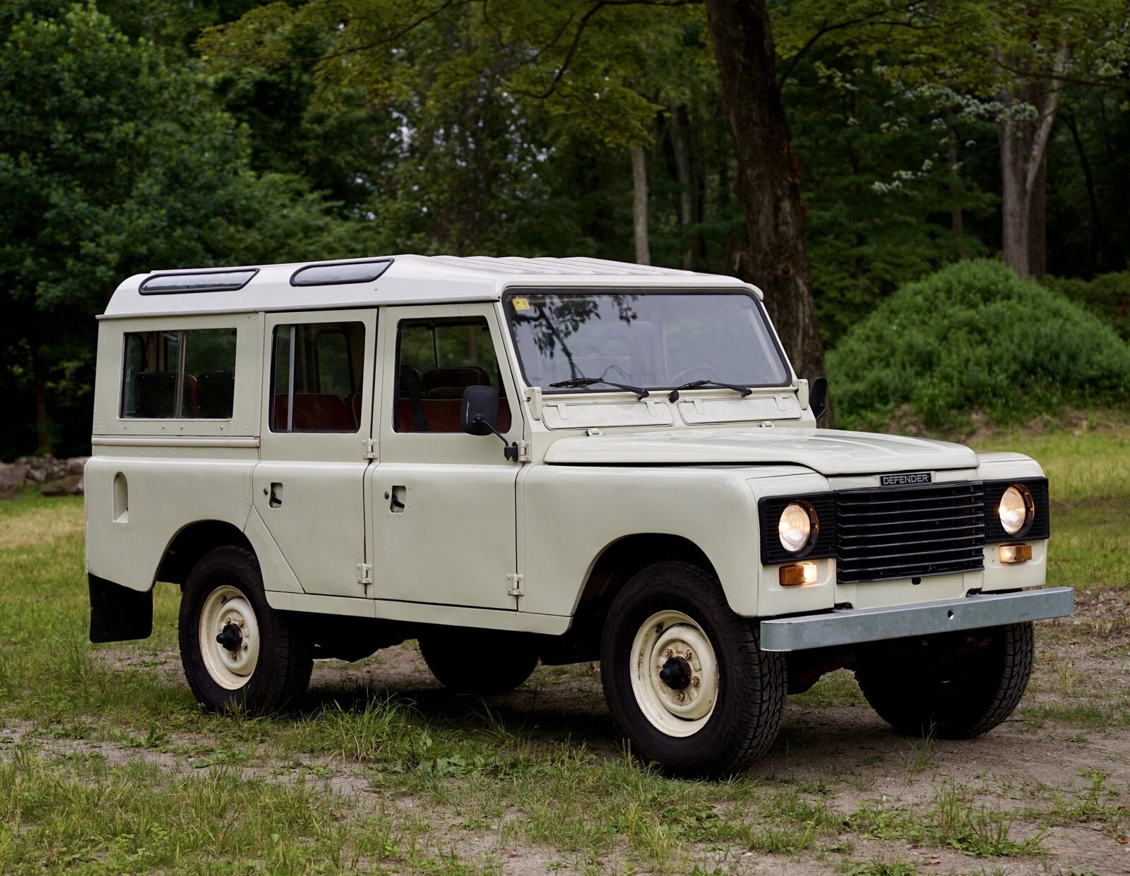 1990 Land Rover Defender - photo 2
