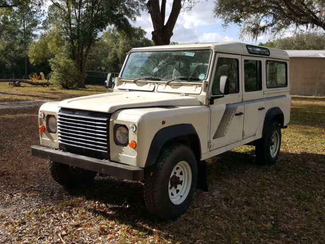 1990 Land Rover Defender 5 DOOR COUNTY - photo 3