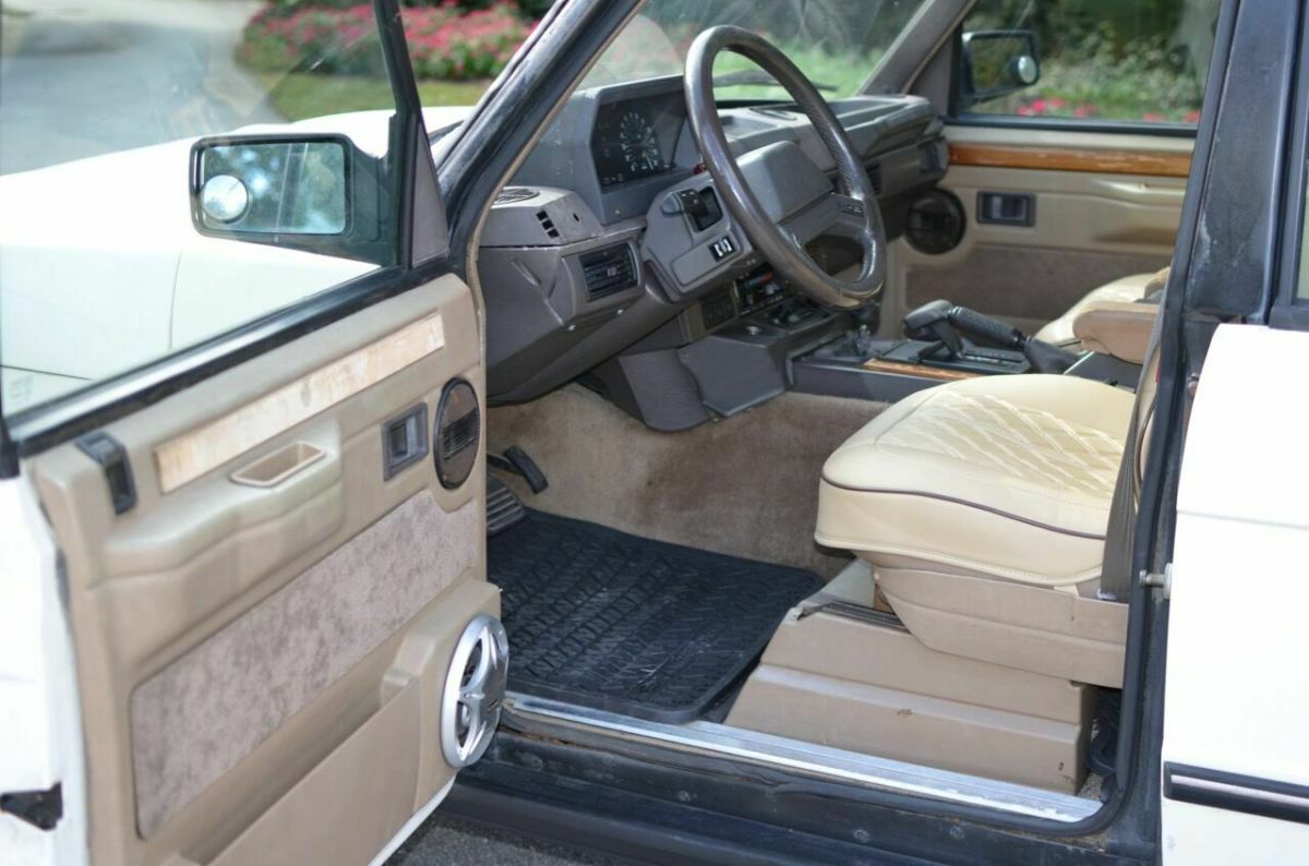 1990 Land Rover Range Rover Base AWD 4dr SUV - photo 8