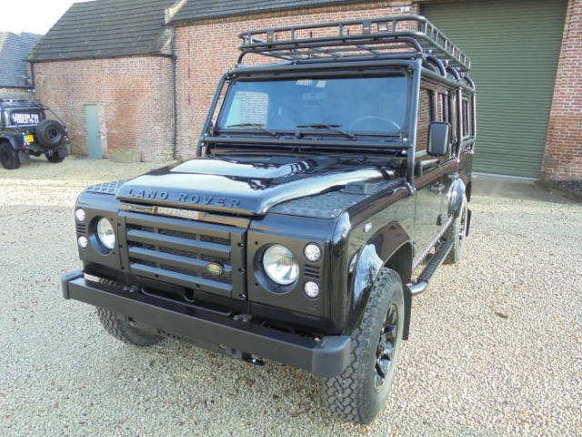 1980 Land Rover Defender County Station Wagon - photo 5