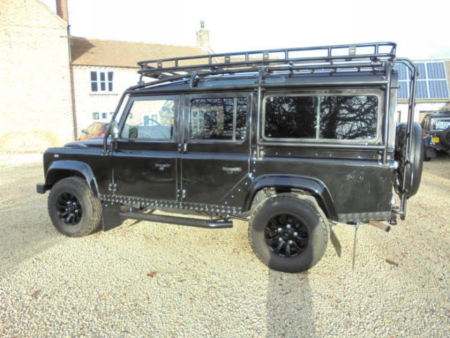 1980 Land Rover Defender County Station Wagon - photo 7