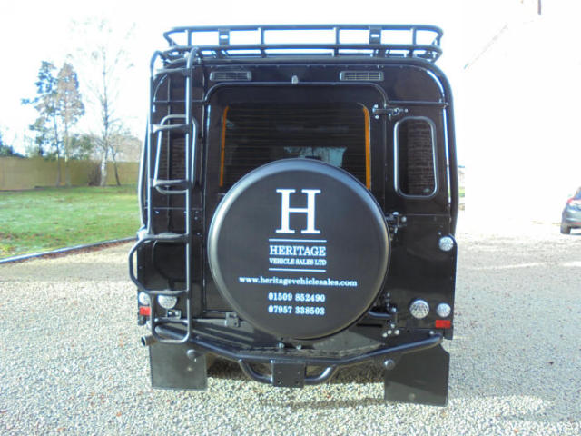 1980 Land Rover Defender County Station Wagon - photo 9