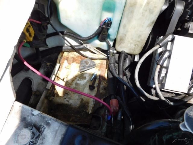 1990 Pontiac Bonneville LE - photo 10