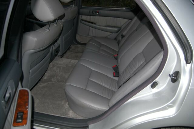 1990 Lexus LS Luxury Sedan - photo 13