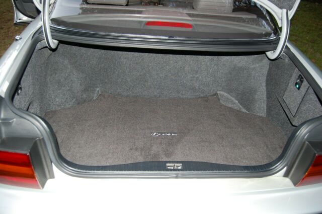 1990 Lexus LS Luxury Sedan - photo 5