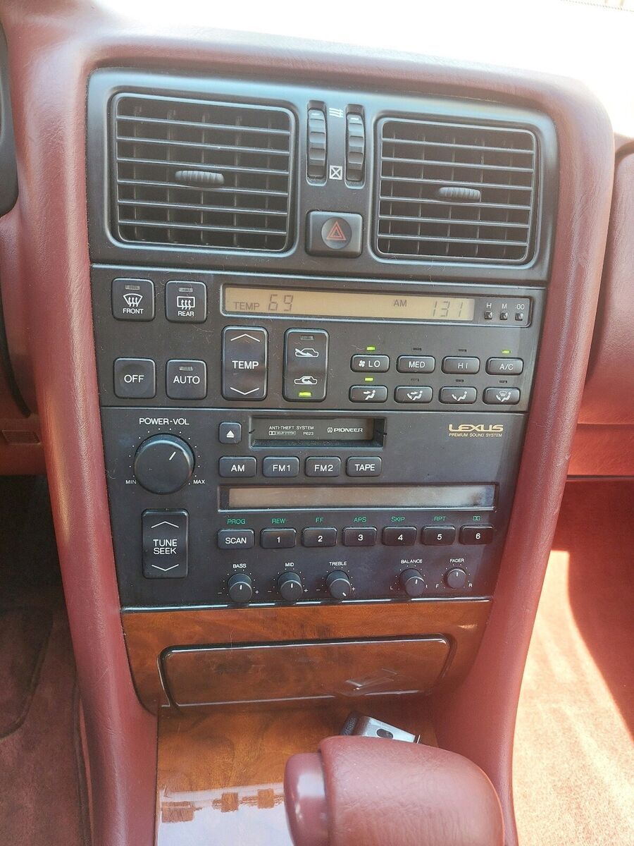 1990 Lexus LS 400 - photo 6