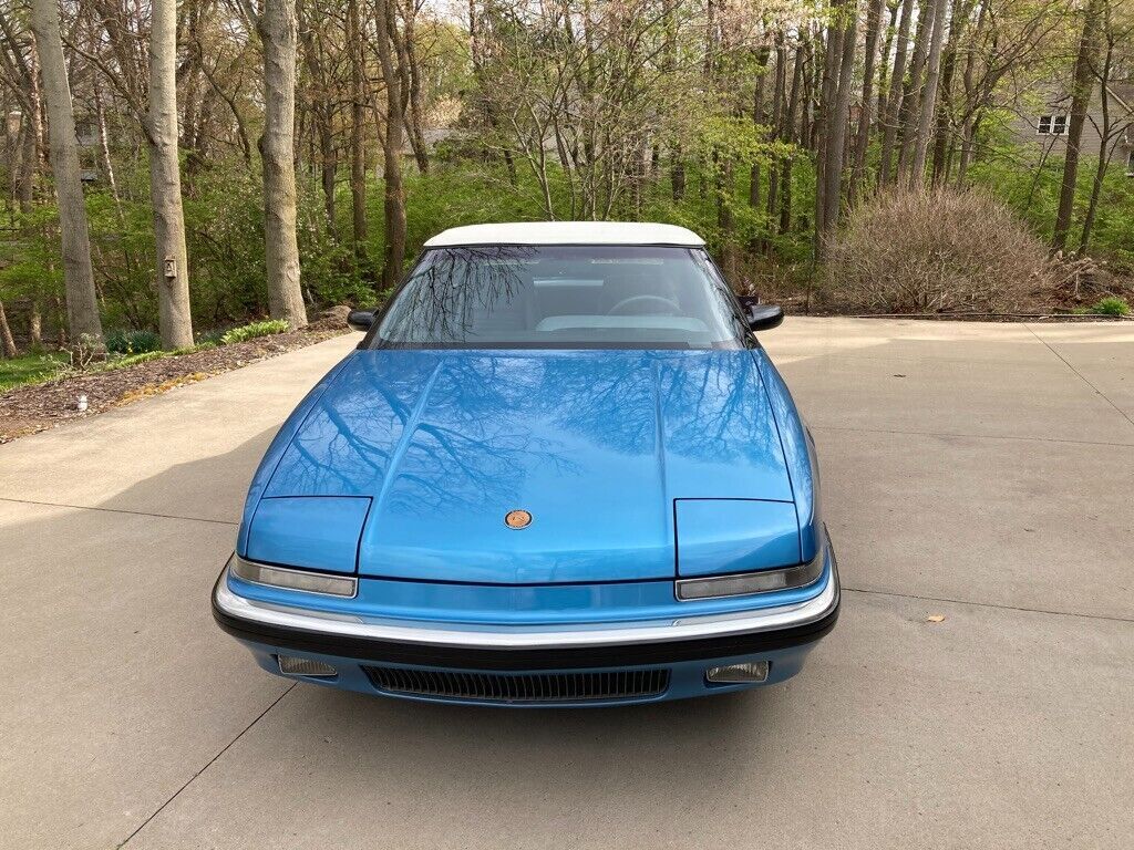 1990 Buick Reatta - photo 2