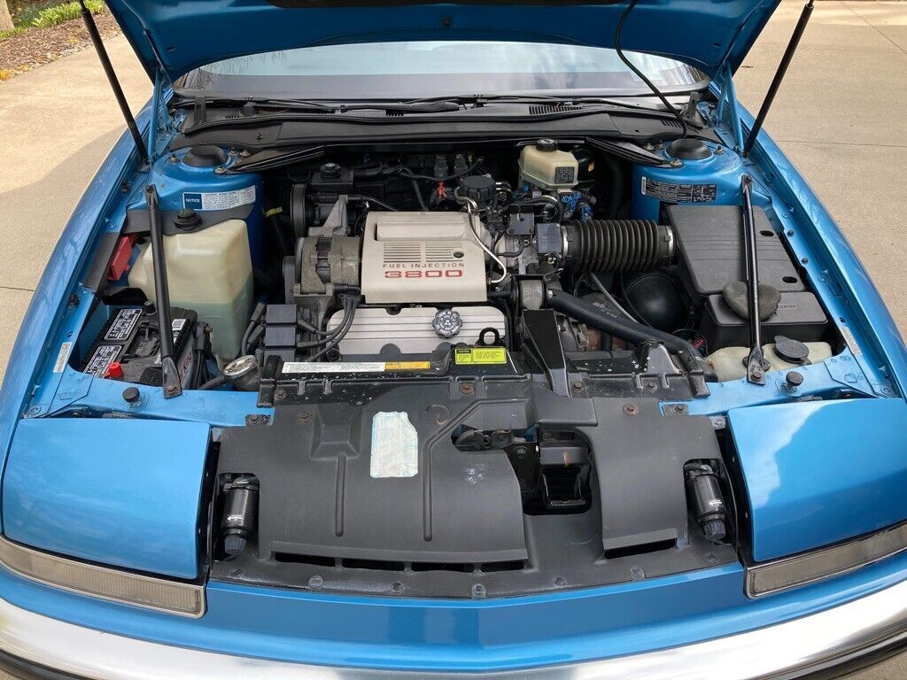 1990 Buick Reatta - photo 4