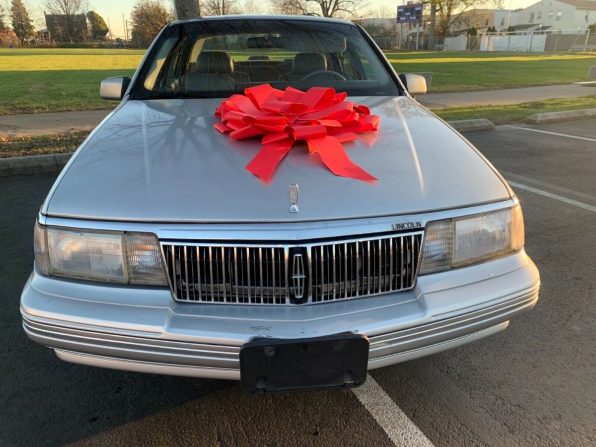 1990 Lincoln Continental EXECUTIVE SERIES - photo 8