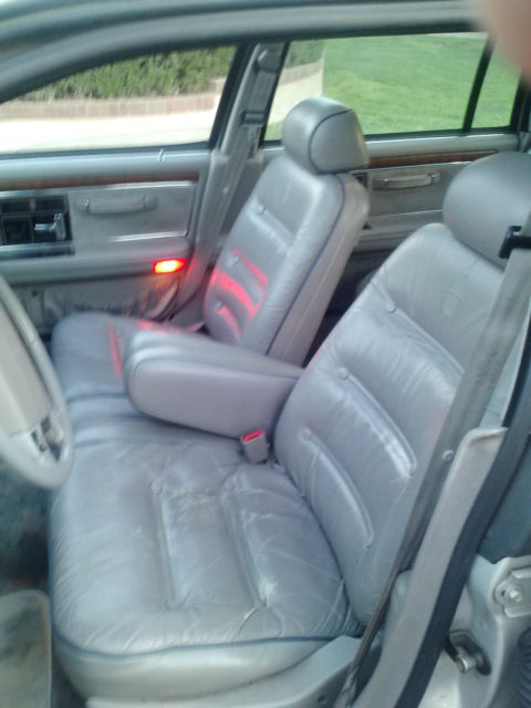 1990 Lincoln Continental Pucci Series - photo 6