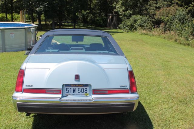 1990 Lincoln Other Bill Blass - photo 3