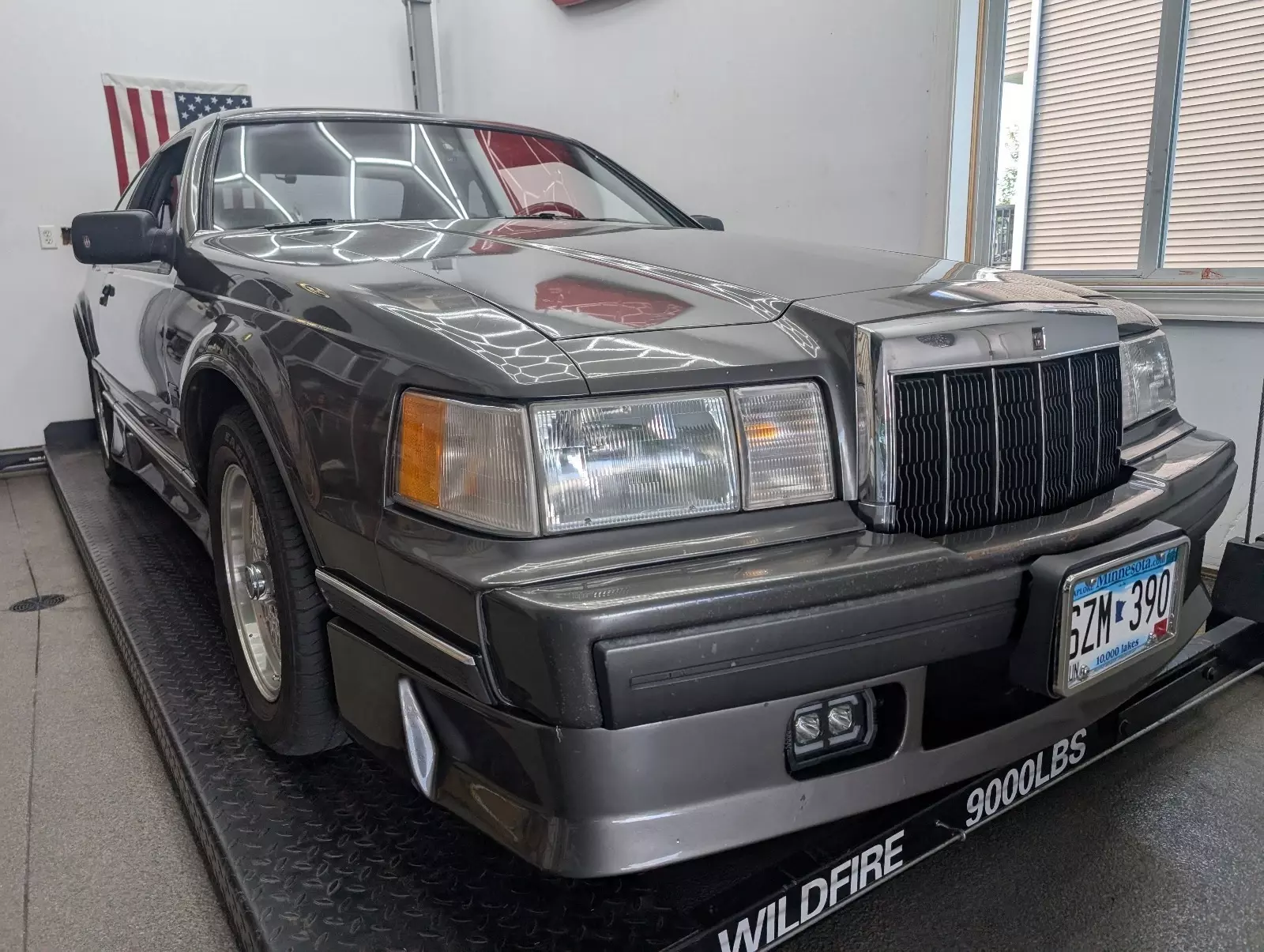 1990 Lincoln Mark VII Coupe Grey LSC 1990 Lincoln Mark Series LSC