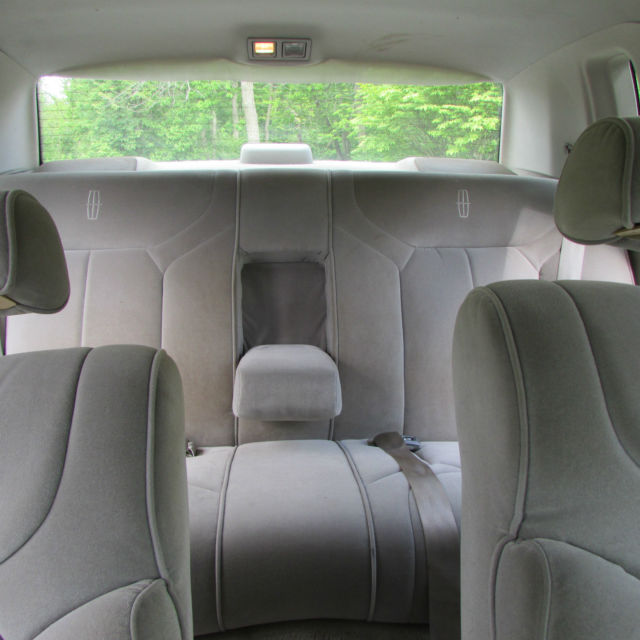 1990 Lincoln Town Car - photo 9
