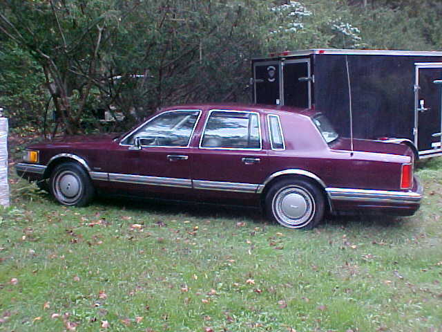 1990 Lincoln Town Car - photo 3