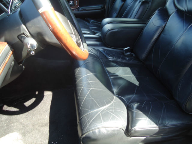 1990 Lincoln Town Car - photo 10