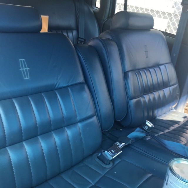1990 Lincoln Town Car Signature series - photo 6