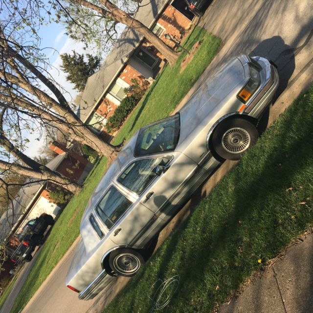 1990 Lincoln Continental