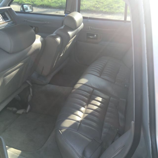 1990 Lincoln Continental - photo 2