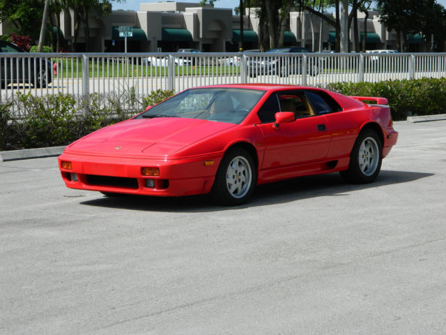 1990 LOTUS ESPRIT SE CALYPSO RED COLLECTOR BISCUIT LEATHER 5 SPEED MANUAL 1990 Lotus Esprit SE