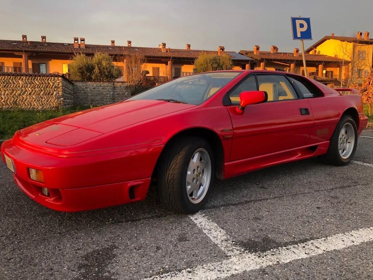 1990 Lotus Esprit Right-hand drive Sport seats Panorama roof and sunroof - photo 5
