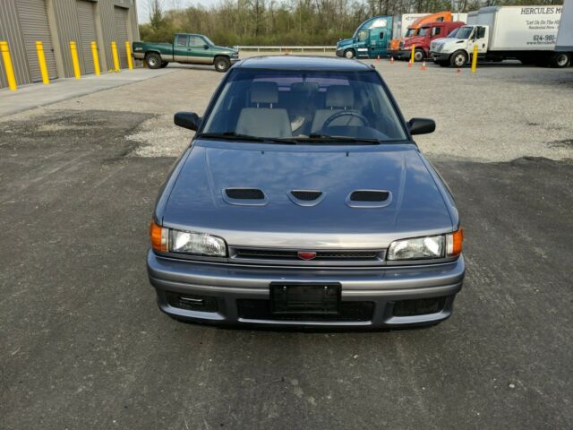 1990 Mazda 323 - photo 2