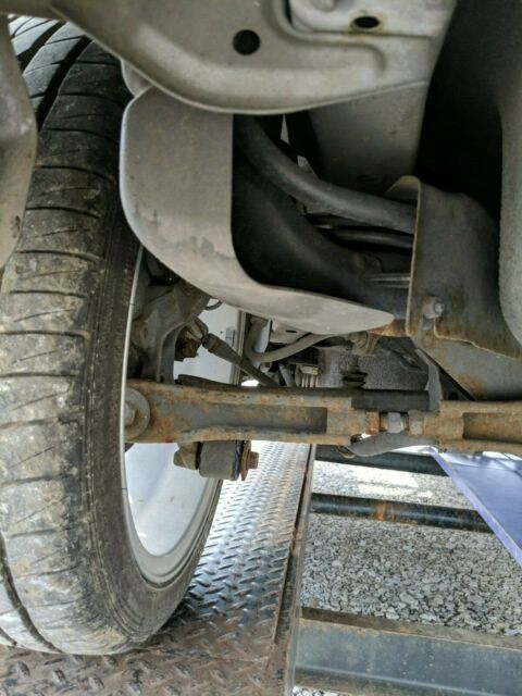 1990 Mazda 323 - photo 5