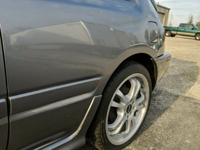 1990 Mazda 323 - photo 7