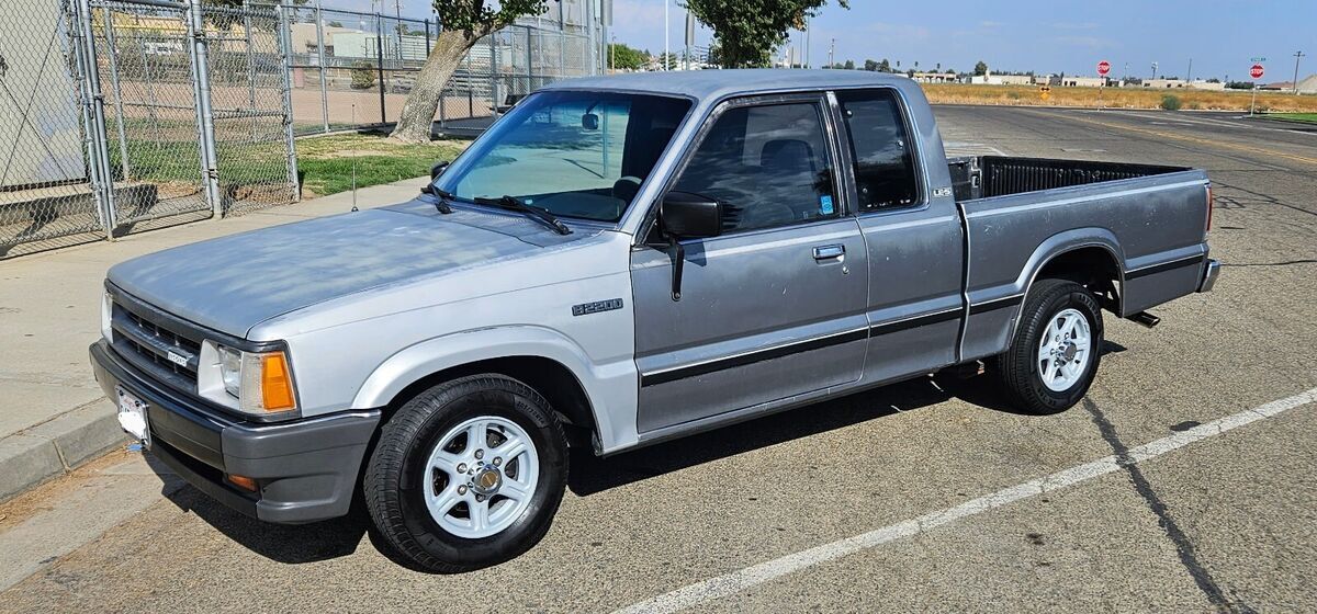 1990 Mazda B2200 Cab Plus LE-5, 105k on Rebuilt Engine, Runs Great, Cold A/C! 1990 Mazda B-Series Pickups LE-5