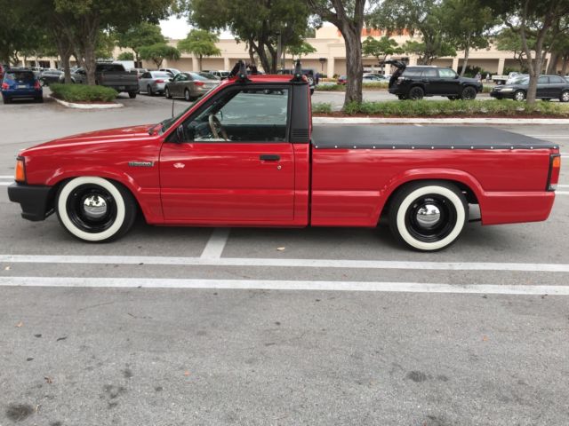 1990 Mazda B-Series Pickups - photo 2