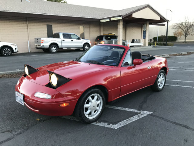 1990 Mazda MX-5 Miata Base Convertible 2-Door - photo 11