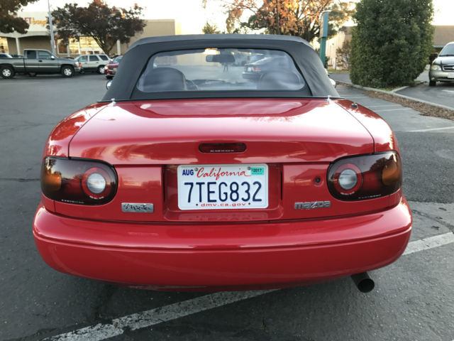 1990 Mazda MX-5 Miata Base Convertible 2-Door - photo 6