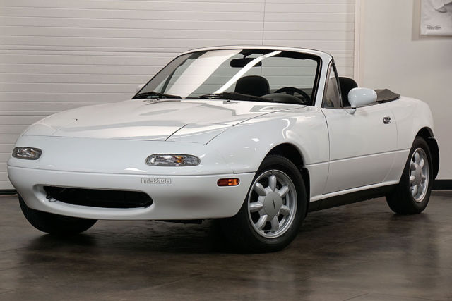1990 Mazda Miata-18K miles--near concours condition 1990 Mazda MX-5 Miata B-package