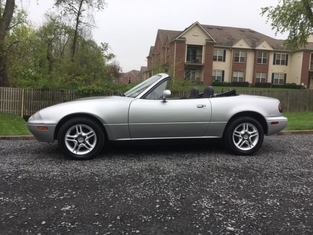 1990 Mazda MX-5 Miata - photo 2