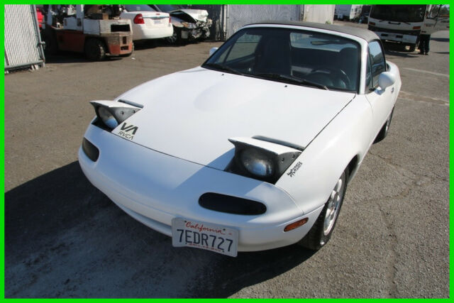 1990 Mazda Miata 5-Speed Manual 4 Cylinder NO RESERVE 1990 Mazda MX-5 Miata