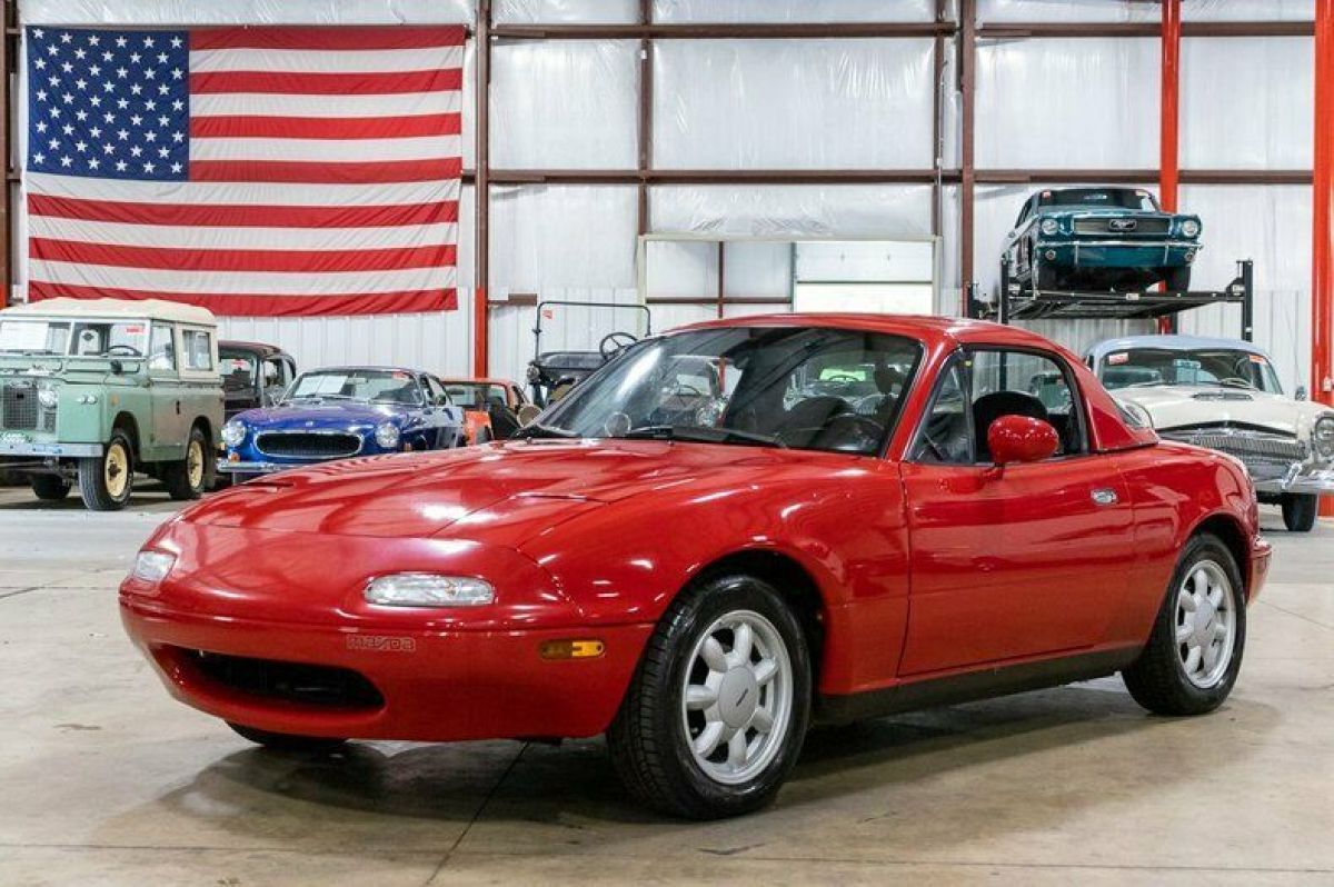 1990 Mazda Miata 66152 Miles Classic Red Roadster 1.6L 4-Cylinder 5-Speed Manua 1990 Mazda MX-5 Miata